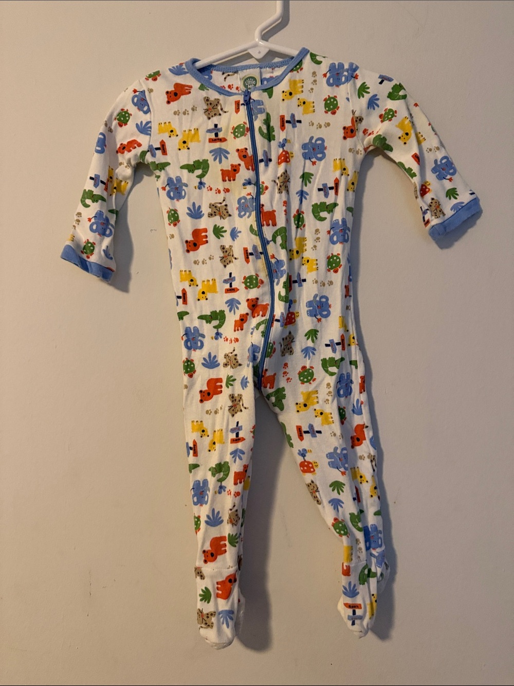 Unbranded White Kids One-Piece Footed Pajamas with Colorful Animal Print